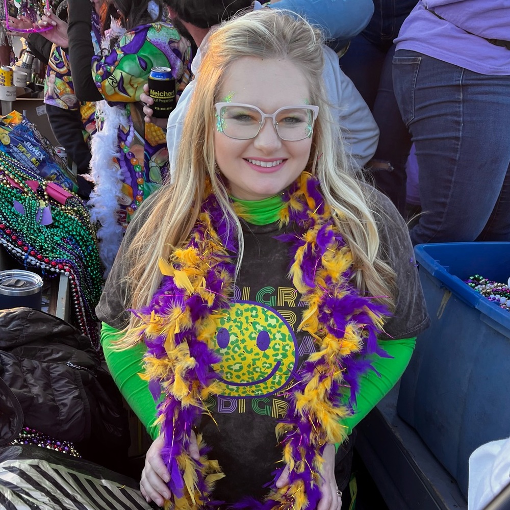 Meet your Posher, Dara